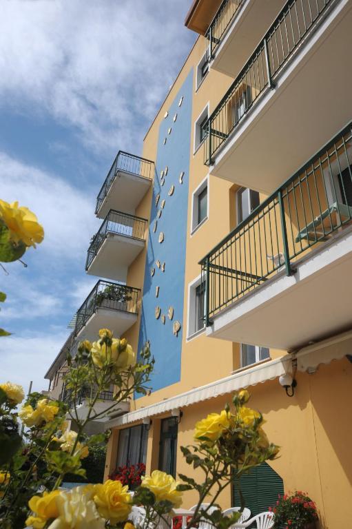 Hotel Garden Albissola Marina Exterior photo